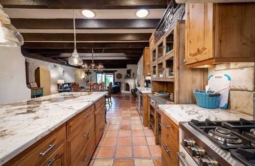 Fountain Hills House | Authentic AZ! Outdoor Paradise with Htd Pool, Spa, Outdoor Kitchen.
