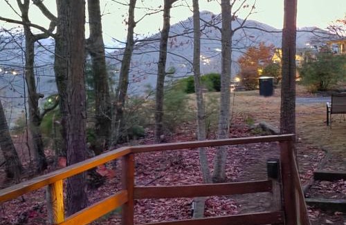 Sevierville Villa | Authentic, Rustic, Cute & Cozy!