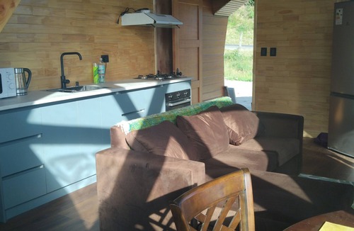 Castro Cabin | Awesome 2-bedroom cabin in Castro perfect for a relaxing getaway