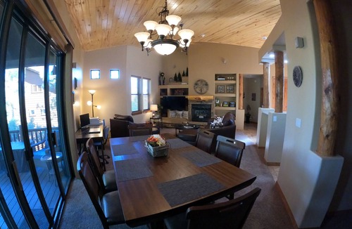 Torreon House | Awesome lodge on the 10th Fairway in the Torreon golf community in Show Low AZ.