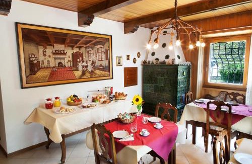 Pellizzano Bed & Breakfast | B&B Cà dei Baroni