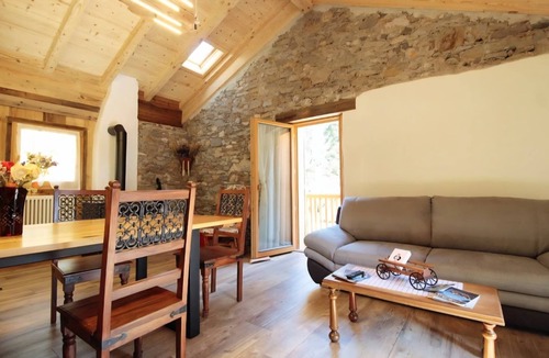 Lozzo di Cadore Cabin | Baita la Ciamorza: Relaxation in the midst of Nature
