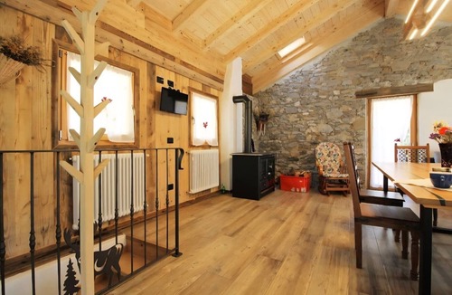 Lozzo di Cadore Cabin | Baita la Ciamorza: Relaxation in the midst of Nature