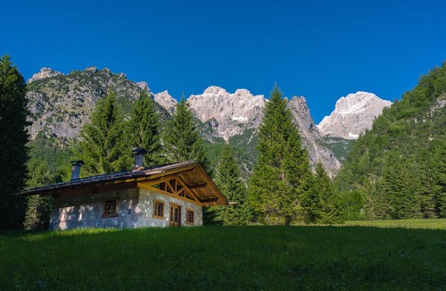 Ragoli Cabin | Baita Valon - Alpine Hideaway