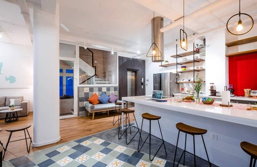 Bui Thi Xuan Apartment | BALCONY Suite 2mins to BuiVien Walking Street∙NT31