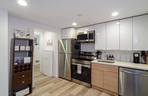 Minor Apartment | Basement Unit · The NEON Spot - Work station, KING bed