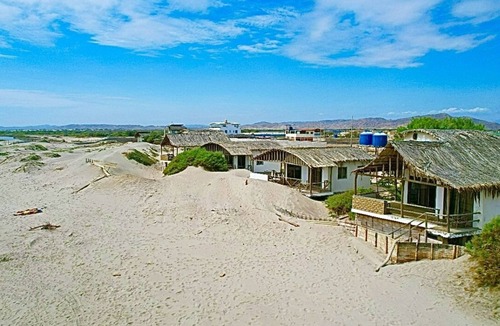 Mancora Cabin | Beach loft hut with private steps onto the beach