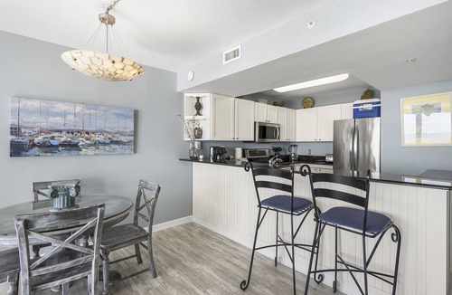 Destin Condo | Beachfront Bliss! Stunning 11th-Floor Pelican Condo with Panoramic Ocean Views