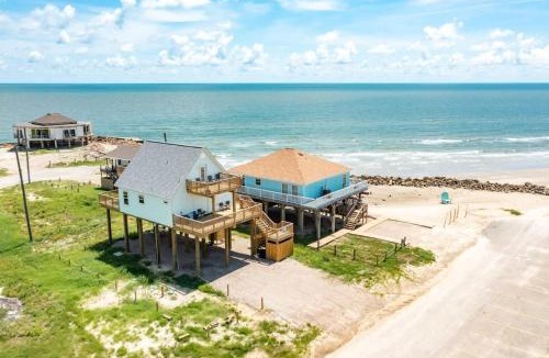 San Luis House | Beachpointe - Right by Beach, Sea & Sand Views For Miles!