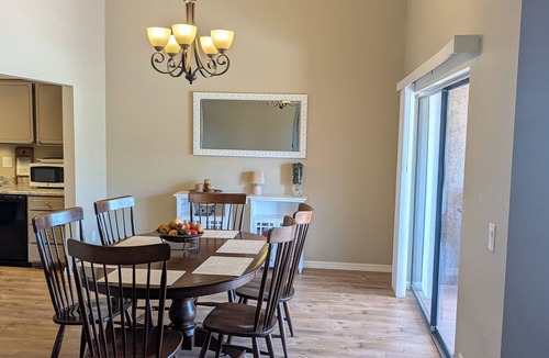 Apache Wells House | Beautiful 2-bedroom townhome on golf course in Mesa