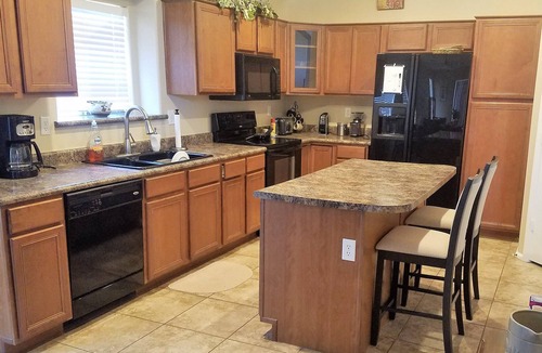San Tan Valley House | Beautiful 3 1/2 bedroom home with office in San Tan Valley, AZ (many amenities!)