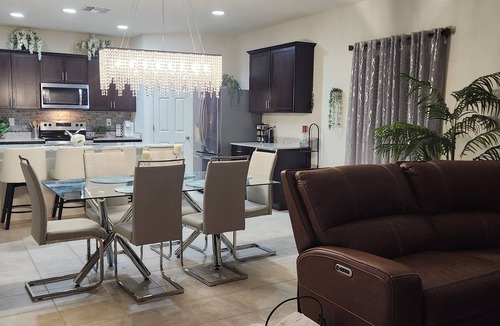 Maricopa House | Beautiful and Comfy 4-bedroom house with AC in Maricopa
