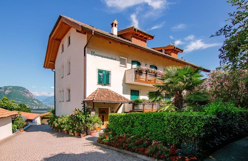 Andriano Apartment | Beautiful apartment for 4 people with WIFI, pool, TV and patio