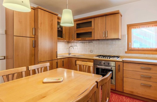 Carisolo Apartment | Beautiful apartment for 5 guests with TV and panoramic view