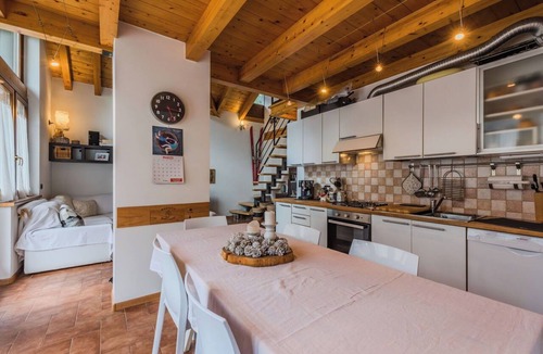 Carisolo Apartment | Beautiful apartment for 5 people with WIFI, TV and patio