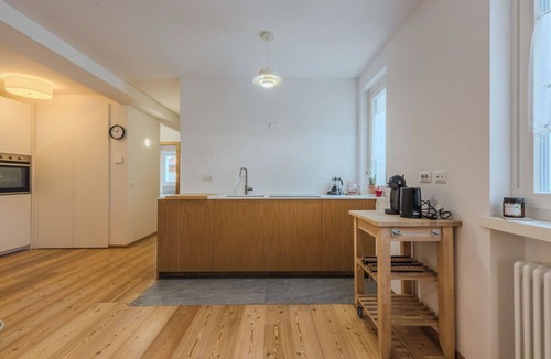 Ragoli Apartment | Beautiful apartment for 4 people with WIFI, TV, patio and pets allowed