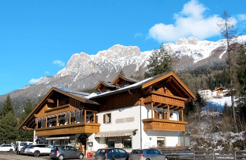 Soraga Apartment | Beautiful apartment for 23 people with WIFI, TV and balcony