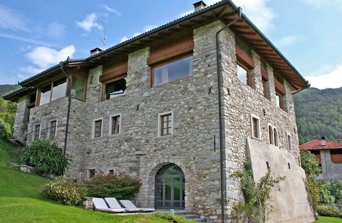 Comano Terme Apartment | Beautiful apartment for 4 guests with WIFI, private pool, TV, patio and pets allowed