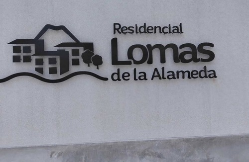 Miraflores Apartment | Beautiful brand new apartment, located in the Lomas de la Alameda residential area.