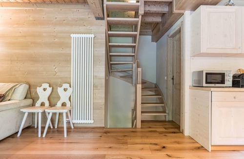 Pelugo Ski Chalet | Beautiful Chalet dell'Orso with Wi-Fi, Jacuzzi & Private Garden