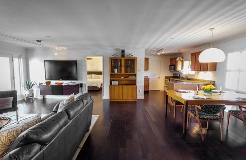 Southwest Village House | Beautiful Fully Furnished 3 Bed, 2 Bath in PRIME Scottsdale Location