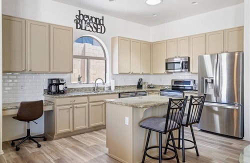 Boulder Mountain Highlands House | Beautiful Gated Desert Home, 4 bd/2 bth, Htd Pool, Game Room, Golf, Hiking