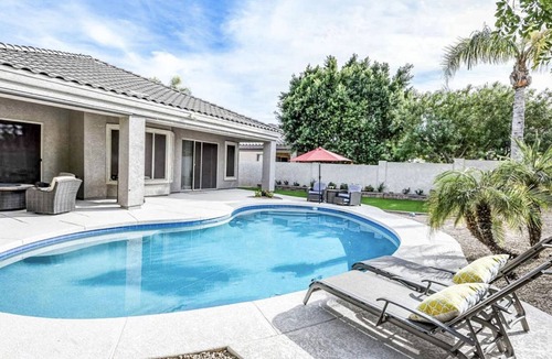 Sierra Verde at Arrowhead Ranch House | Beautiful Home in Convenient Location with Private Pool!