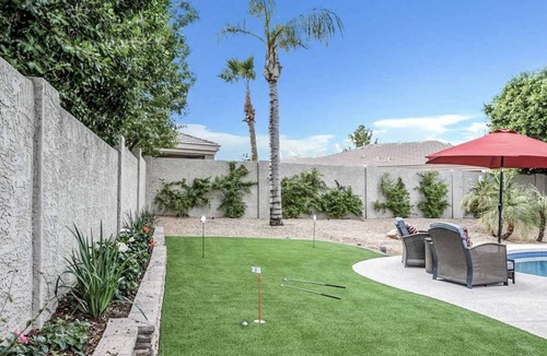 Sierra Verde at Arrowhead Ranch House | Beautiful Home in Convenient Location with Private Pool!
