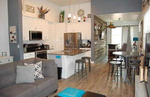 Flagstaff House | Beautiful New Townhome nestled in the Pines!