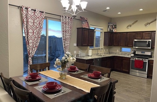 Prescott Valley House | Beautiful private home,great views, clean & specious,2minutes to Iron King Trail