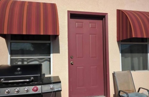 Foothills House | Beautiful private room, garden!