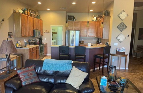 Gold Canyon House | Beautiful Townhome on Dinosaur Mountain Golf Course!