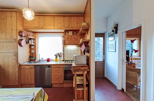 Stava House | Beautiful villa for 6 people with TV and pets allowed