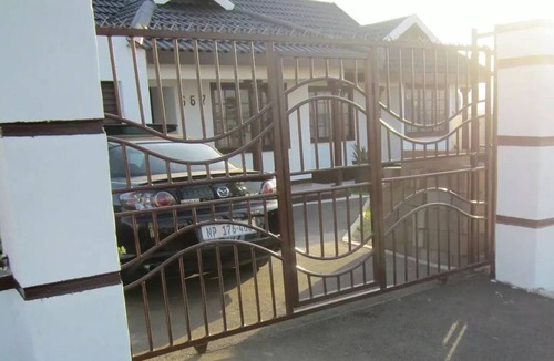 Pietermaritzburg House | Bed and Breakfast at The White House
