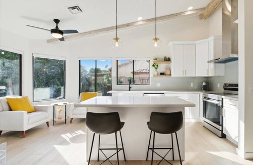Tempe House | Belmont Oasis | Pool · Hot Tub · Putting Green | Tempe Spring Training Base