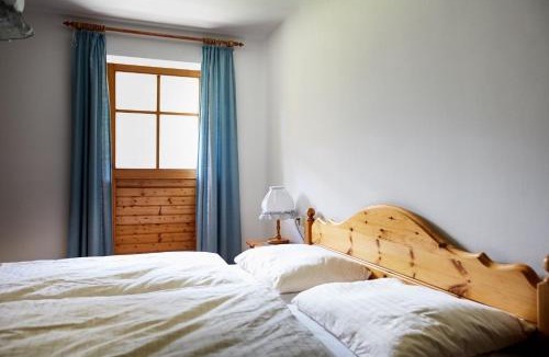 Casola Hotel | Berggasthof Trattes