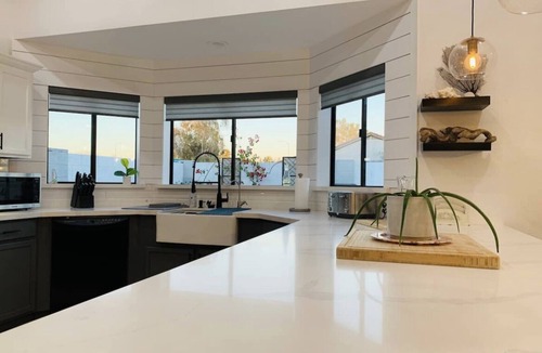 Mesa House | Best Cozy Stylish Spacious open Floor NEW HEATED POOL