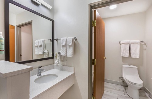 Cortaro Hotel | Best Western Gold Poppy Inn