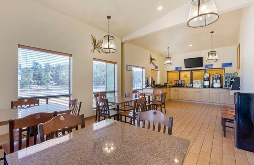 Overgaard Hotel | Best Western Sawmill Inn