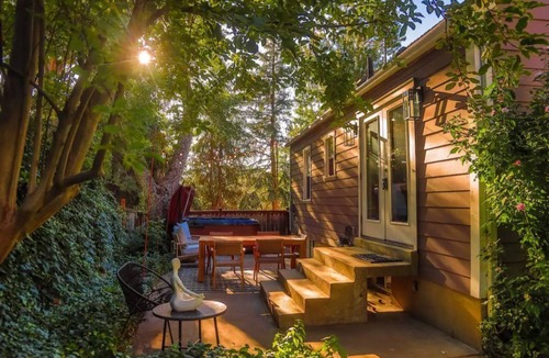 Holladay House | Bettie's Sweet Retreat!