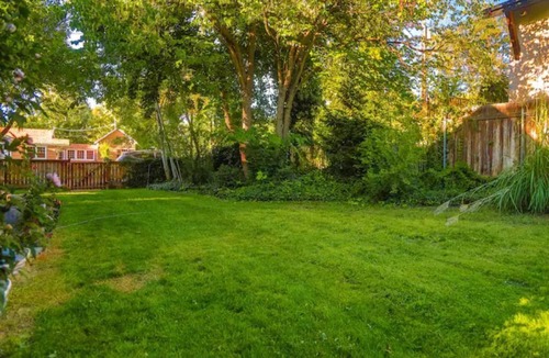 Holladay House | Bettie's Sweet Retreat!