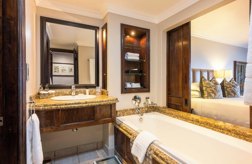 Umhlanga Hotel | Beverly Hills
