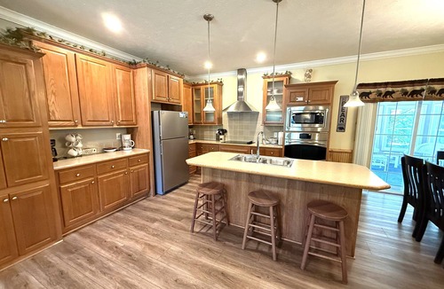 Spring Brook House | Black Bear Lodge @ Spring Brook Resort
