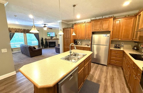 Spring Brook House | Black Bear Lodge @ Spring Brook Resort