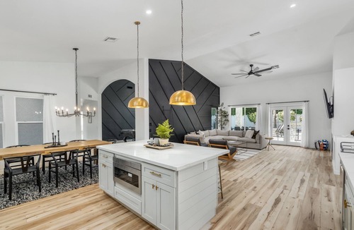 Paradise Park Vista House | Black Palm! Sparkling Pool, Pool Table, Close To Kierland Entertainment, Newly Designed Beauty!