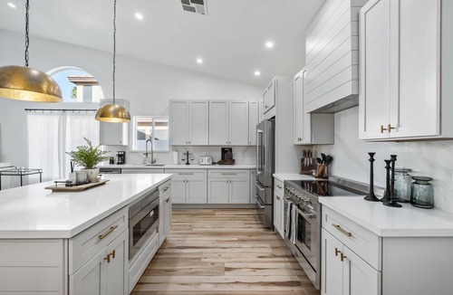 Paradise Park Vista House | Black Palm! Sparkling Pool, Pool Table, Close To Kierland Entertainment, Newly Designed Beauty!