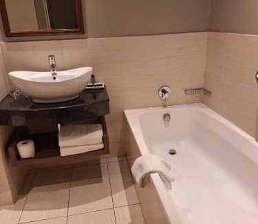 Newcastle Hotel | Blackrock Hotel