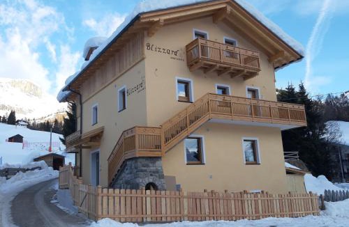 Arabba Apartment | Blizzard apartments Yuri
