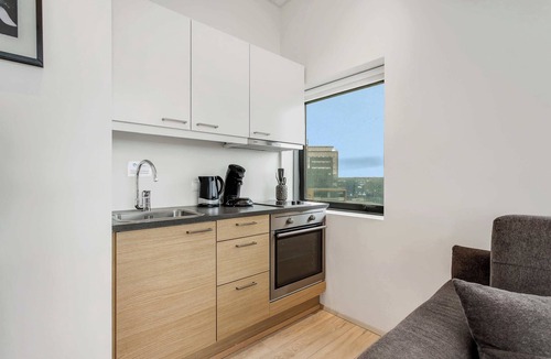 Kopavogur Apartment | Blue Mountain Apartments - Corner Studio with View