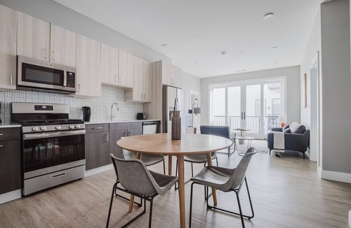 East Boston Apartment | Blueground | East Boston, AC, balcony, nr park
